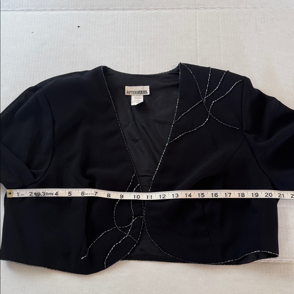 Vintage Beaded Black Cropped Jacket - Picture 10 of 16